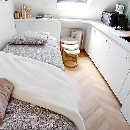 Apartment Le Mini Nest - Coeur De - Trocadero -tour Eiffel